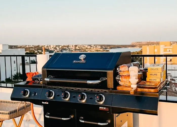 אכסניה Sa Roqueta *